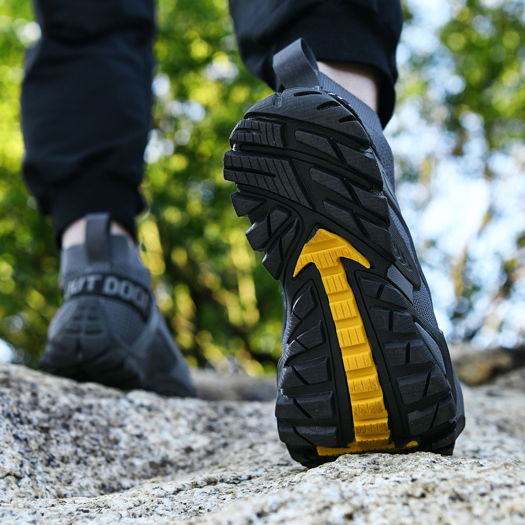 Men's Lightweight Water Shoes, Outerdoor Quick-Dry Walking Sneakers